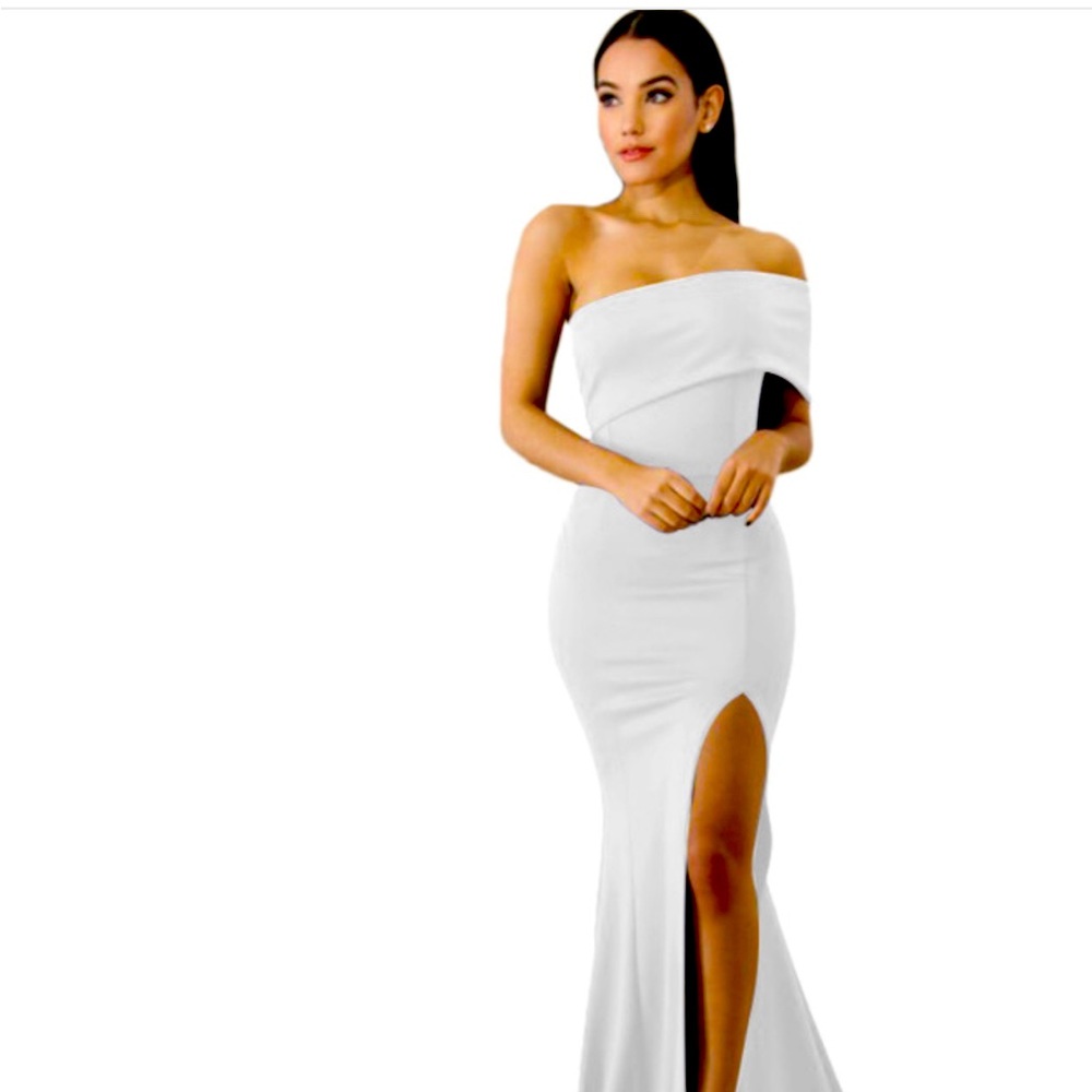 Women’s dresses